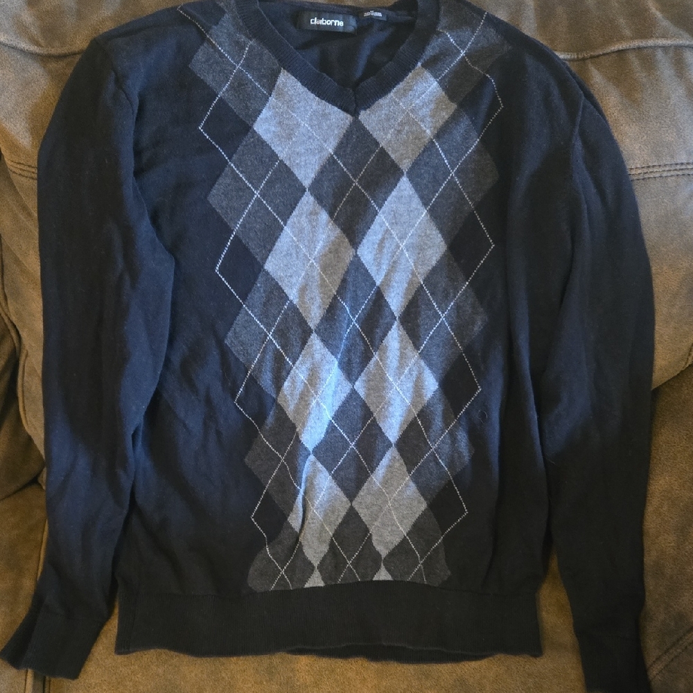 Claiborne Black and Gray Argyle V-Neck Sweater Size M